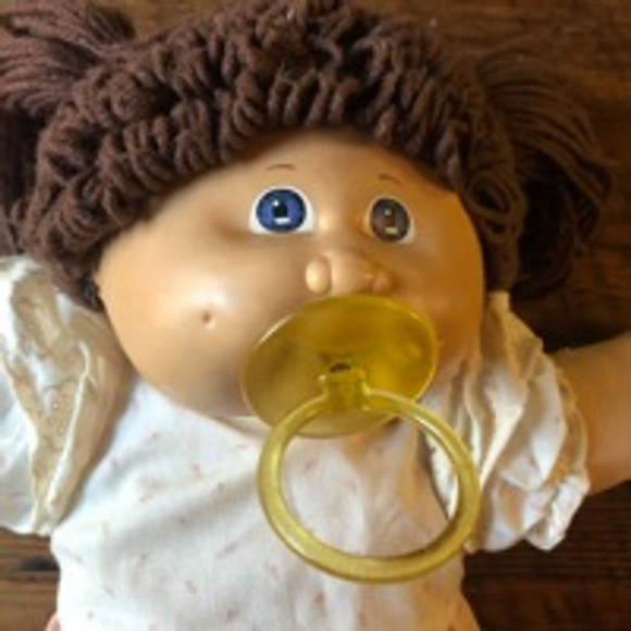 Vintage Cabbage Patch Kids Doll - Picture 2 of 10